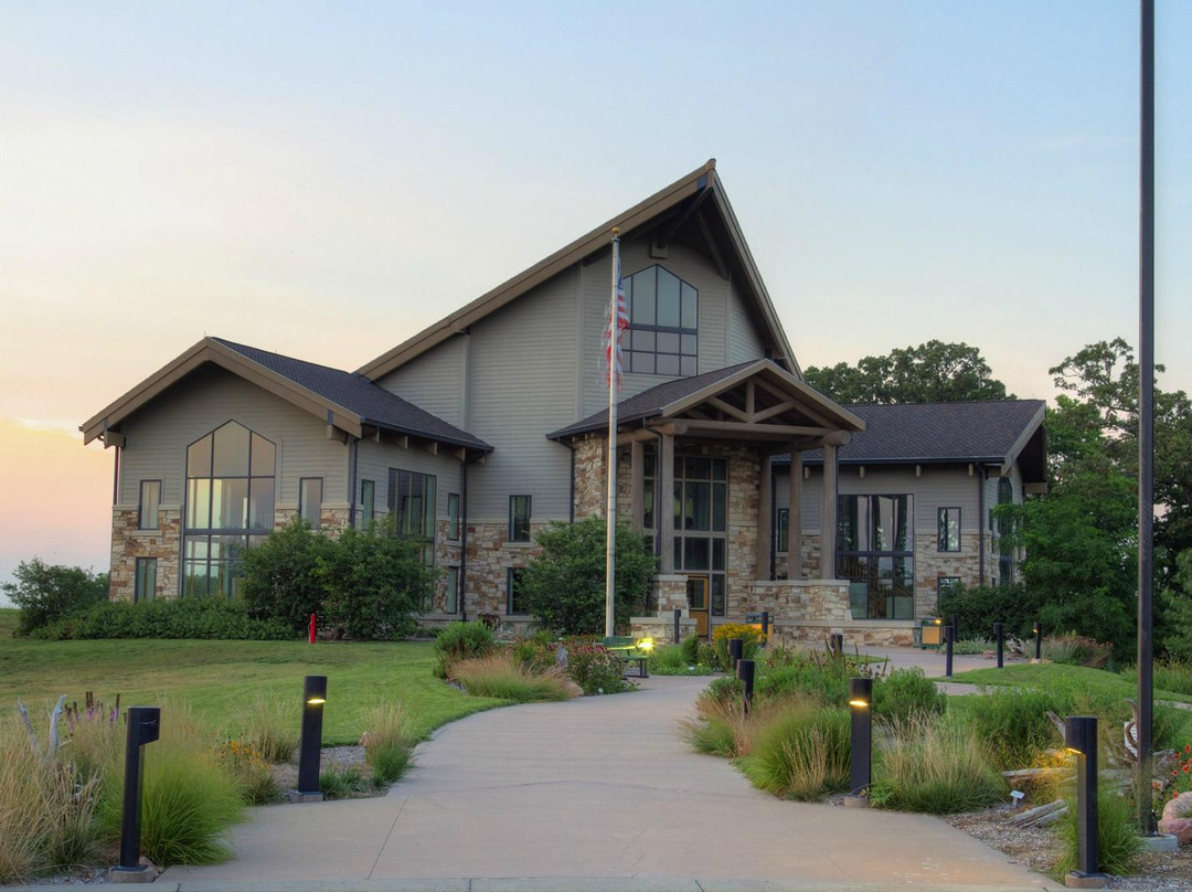 Missouri River Basin Lewis and Clark Visitor Center景点图片