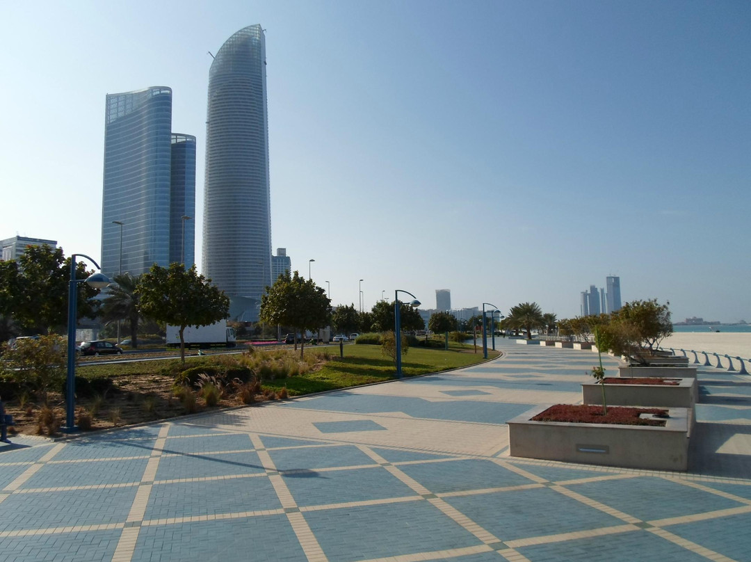 滨海大道-阿布扎比必去景点