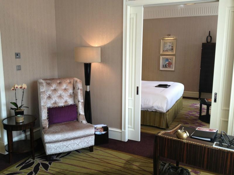 上海和平饭店主图