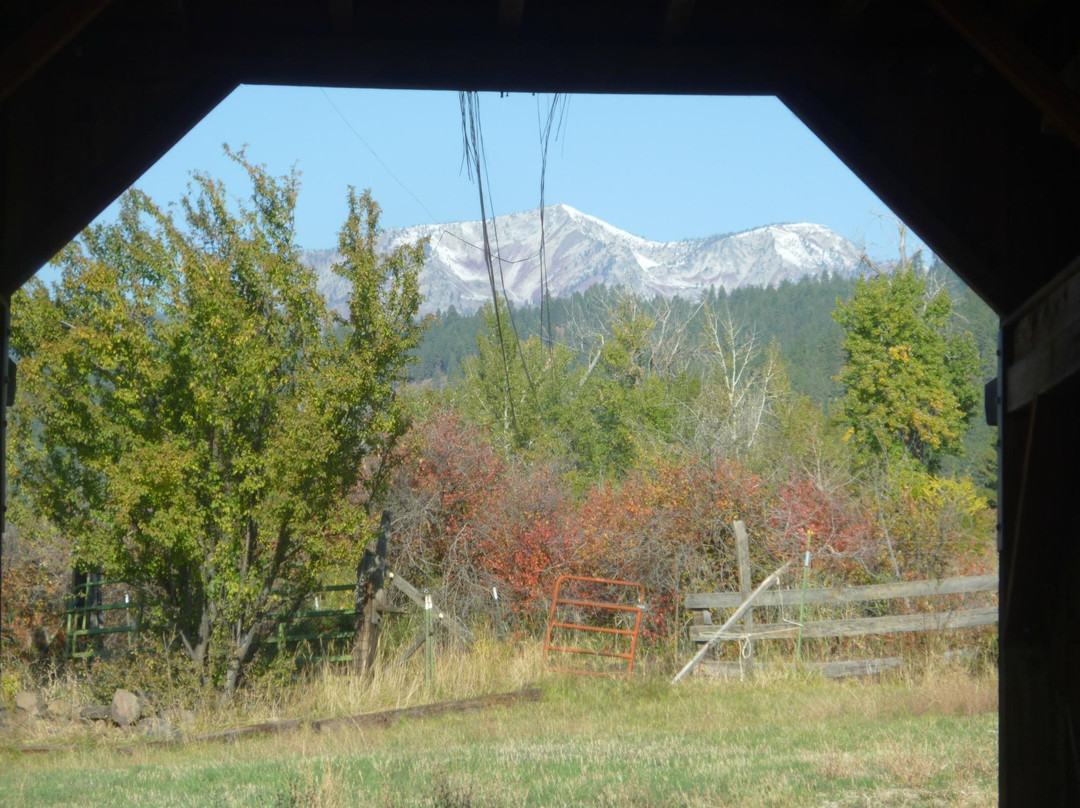 Clear Creek Farm主图