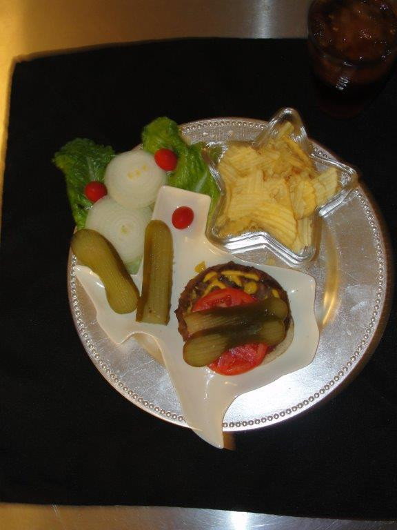 Texas Vineyard & Smokehaus-Palestine必去景点