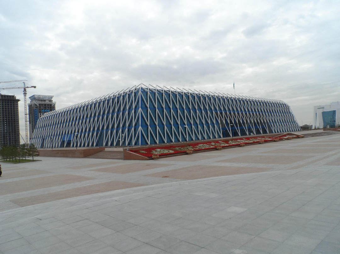 Independence Square and Kazak Eli Monument-努尔苏丹必去景点