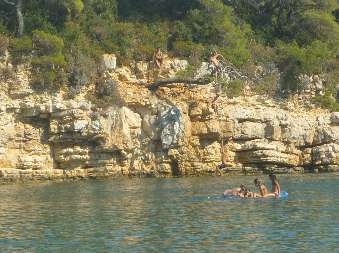 Paralia Rousoum Gialos景点图片