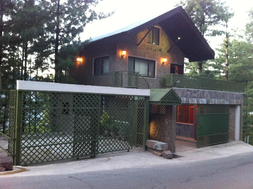 普尔班山公寓