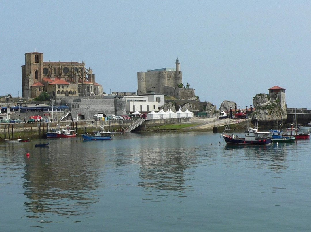 Avenida de la Constitución-Castro Urdiales必去景点