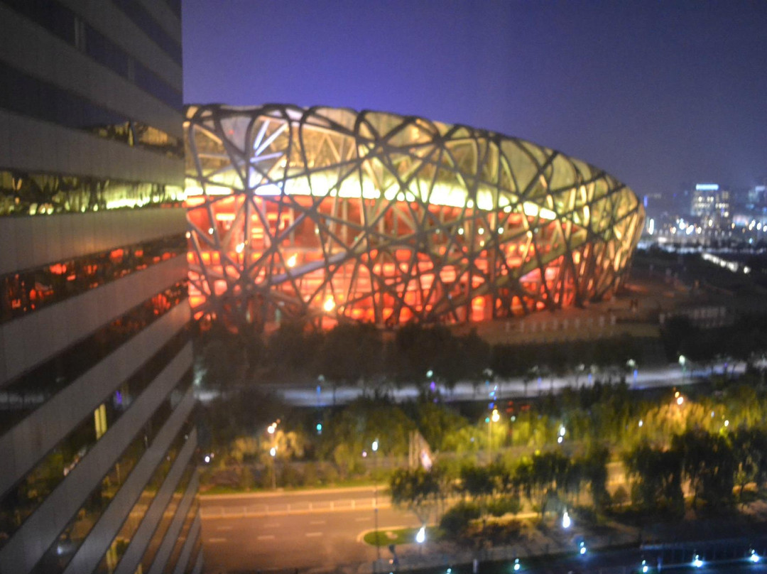 凯迪克格兰云天大酒店主图