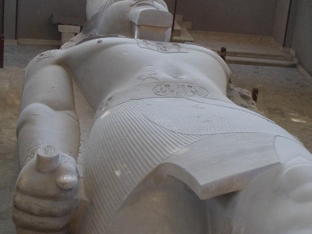 Statue of Ramses II景点图片