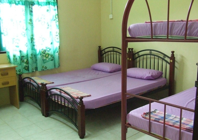 TRV Motel & Lodge