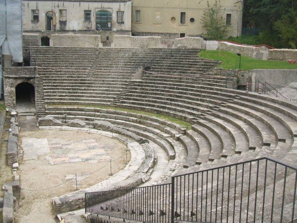 Teatro Romano-斯波莱托必去景点