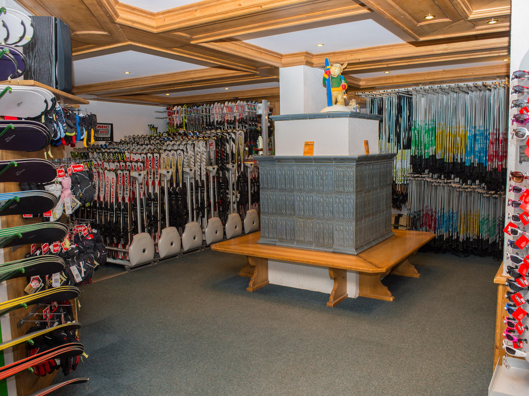 Ski Depot Seefeld-湖地必去景点