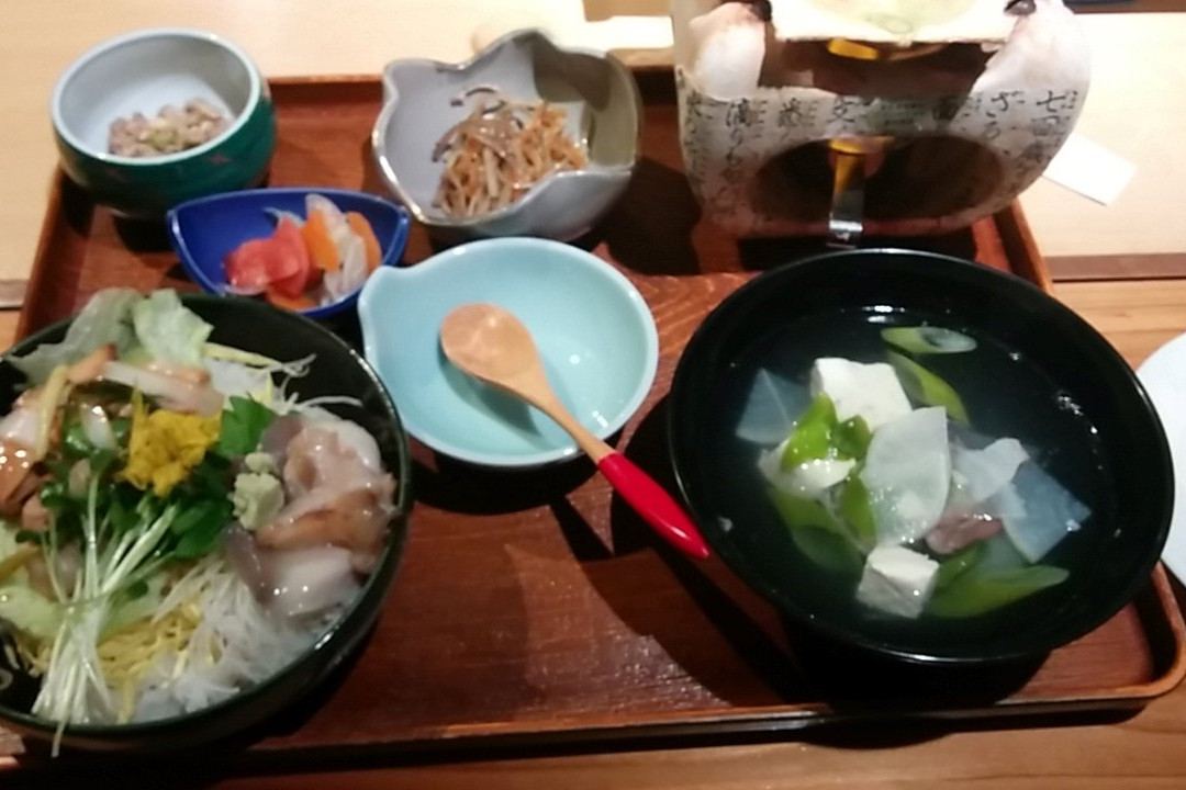 忍すし
