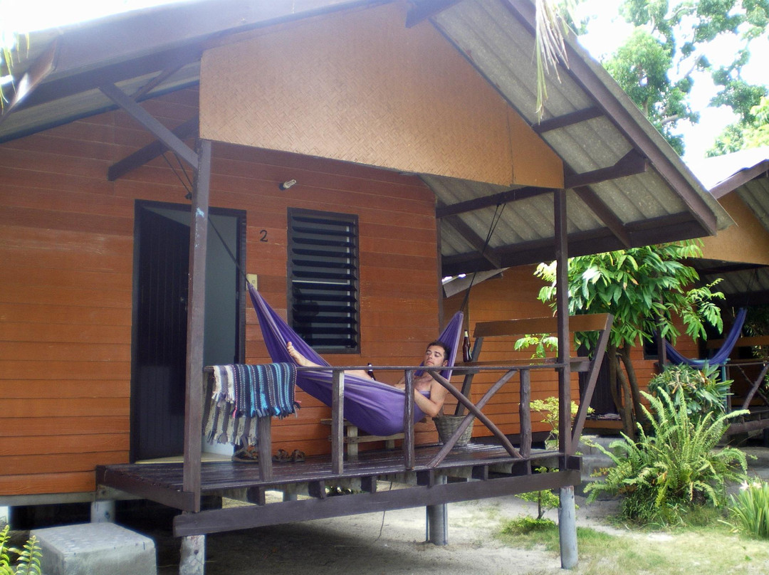 Field Paradise Village