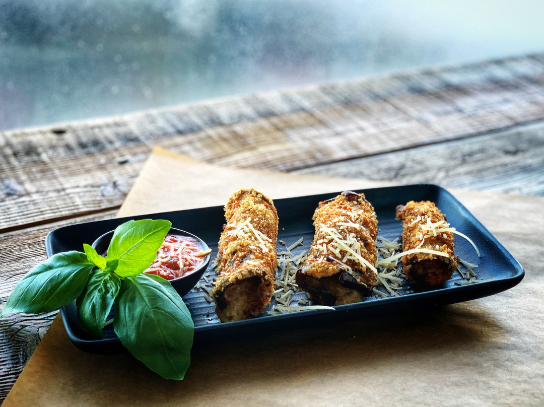 Sweet Basil California Eatery