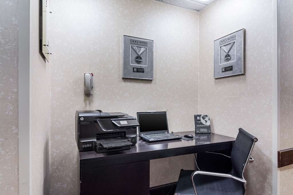 Sleep Inn & Suites Smithfield Near I-95主图