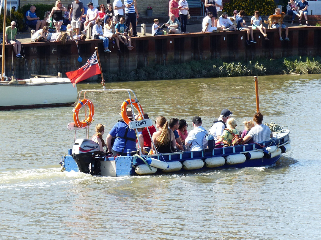 Wivenhoe, Rowhedge and Fingringhoe Ferry景点图片