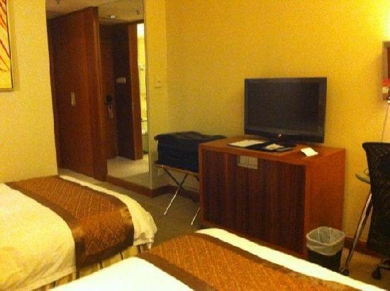 博林圣海伦酒店主图