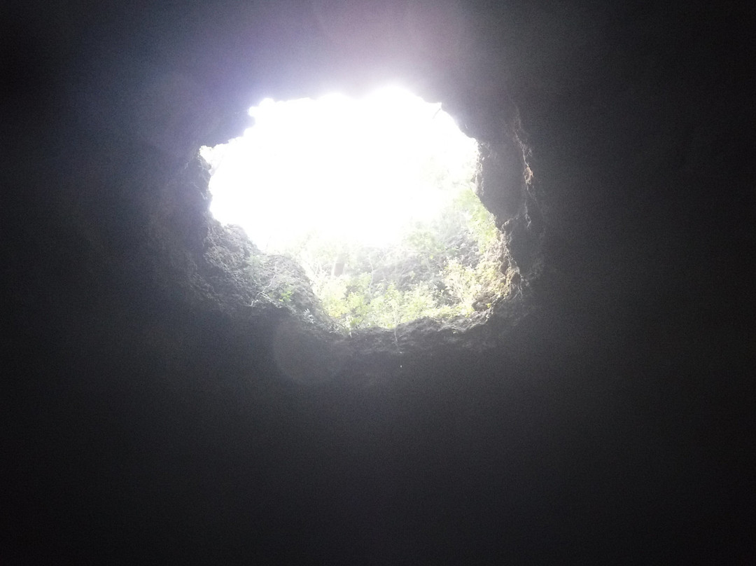 Blue Cave-塔纳岛必去景点