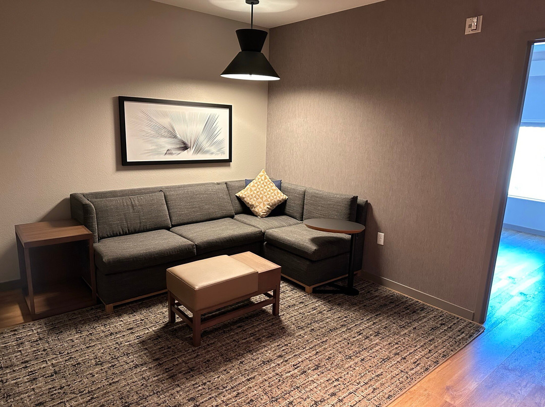 Hyatt Place at Wichita State University主图