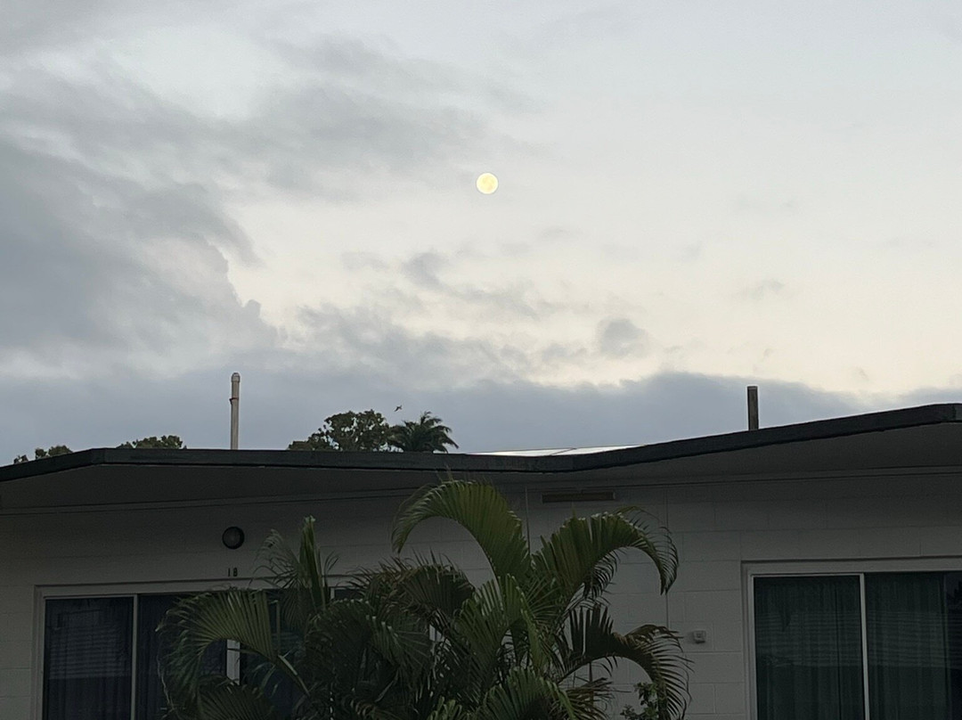 降灵岛海滩酒店主图