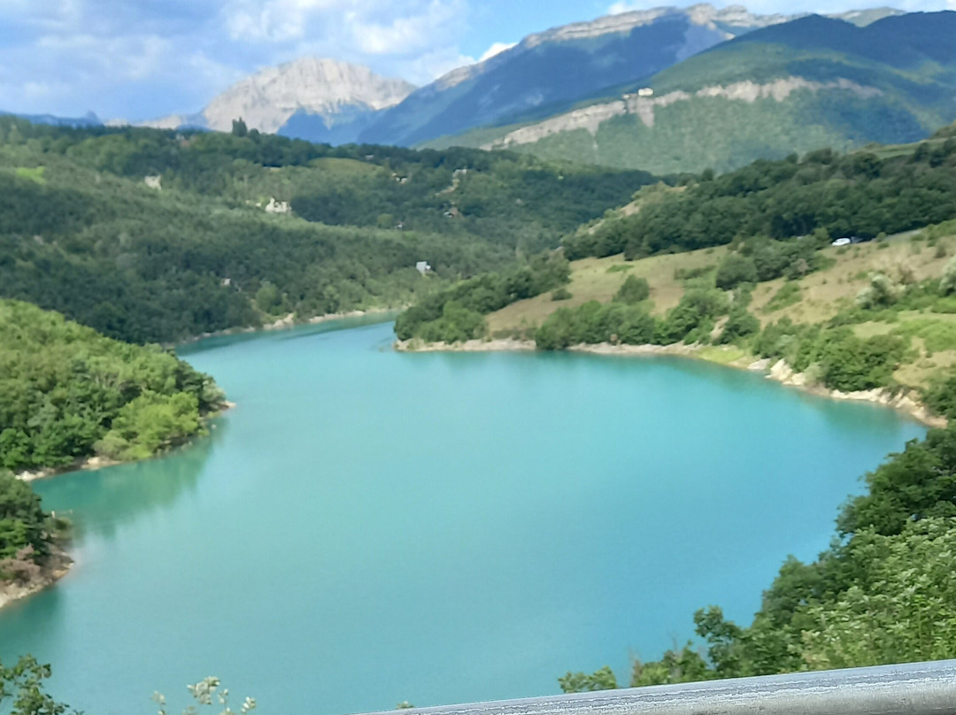 Lac de Monteynard景点图片
