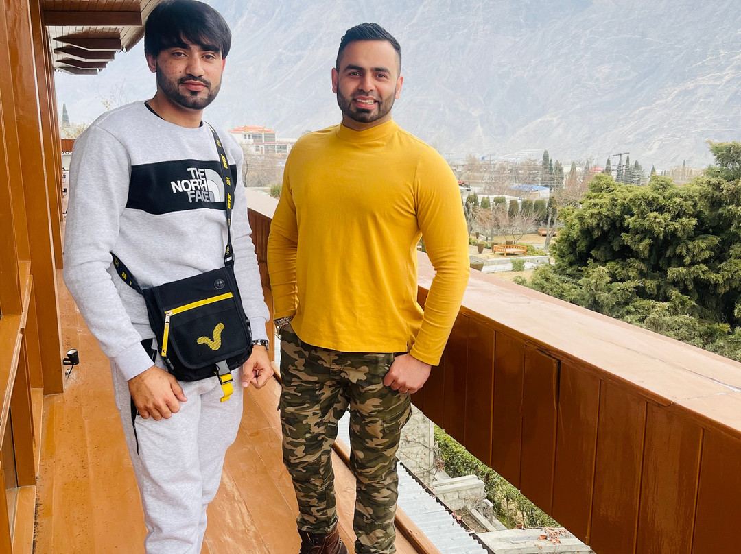 Hikal Guest House & Restaurant主图