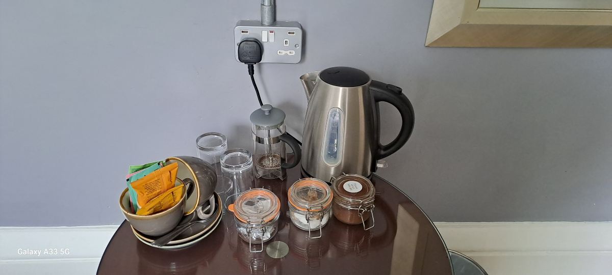 大西部酒店-客卧