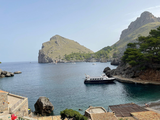 No Frills Excursions-阿尔库迪亚港必去景点