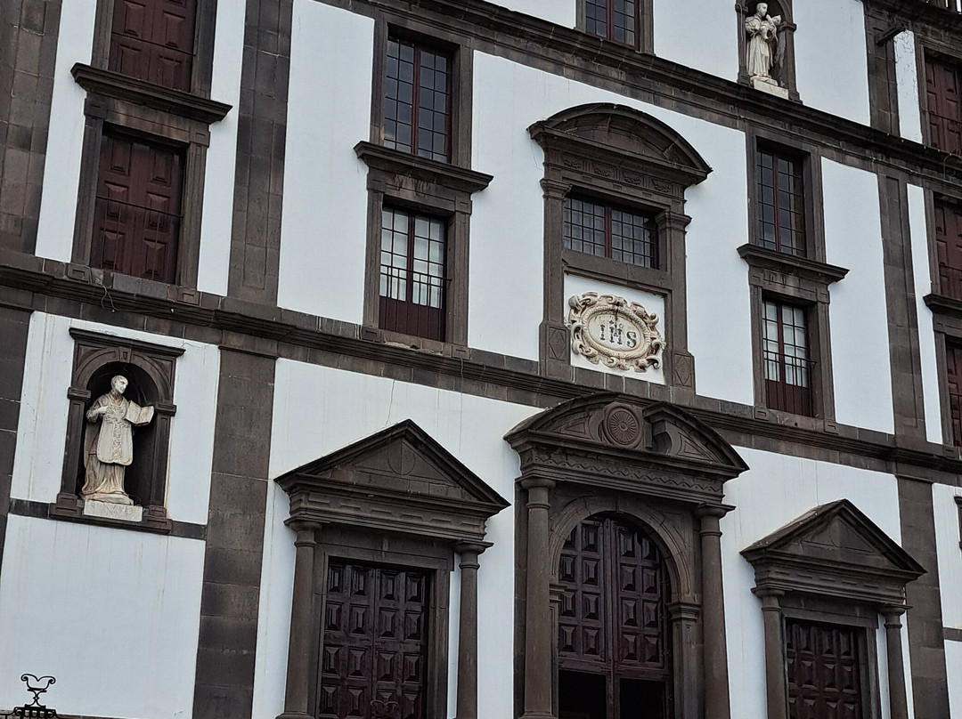 Praça do Município-沙尔必去景点