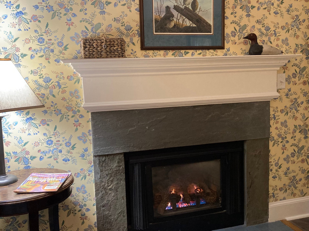 Chesterfield Inn主图