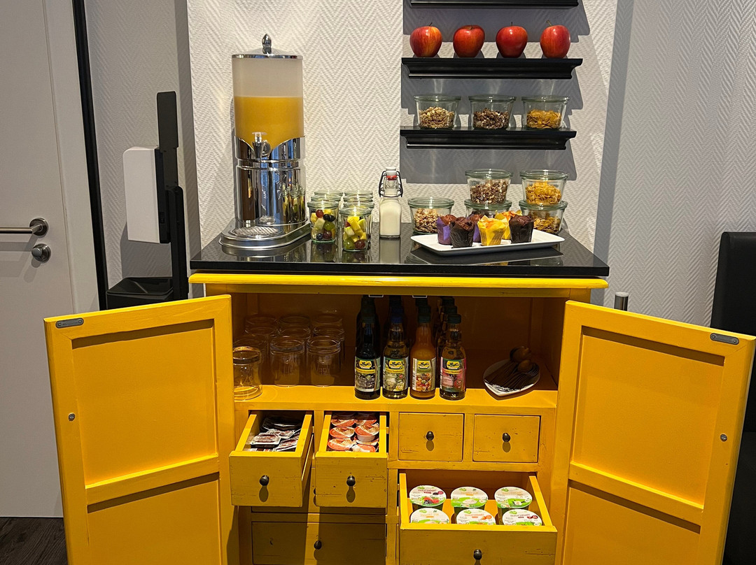 赫尔曼酒店主图