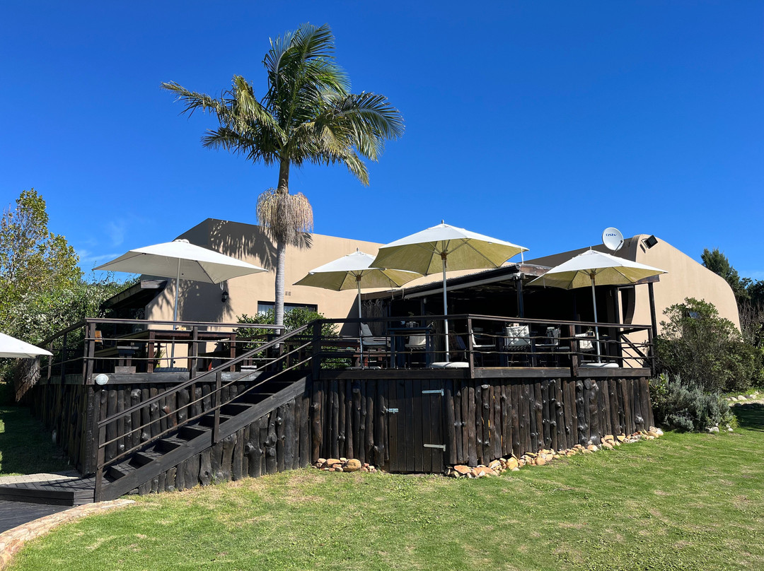 Howberry Hills Guest Lodge主图