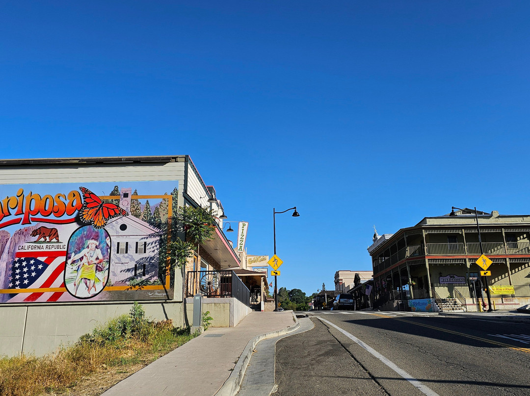 The Monarch Inn主图