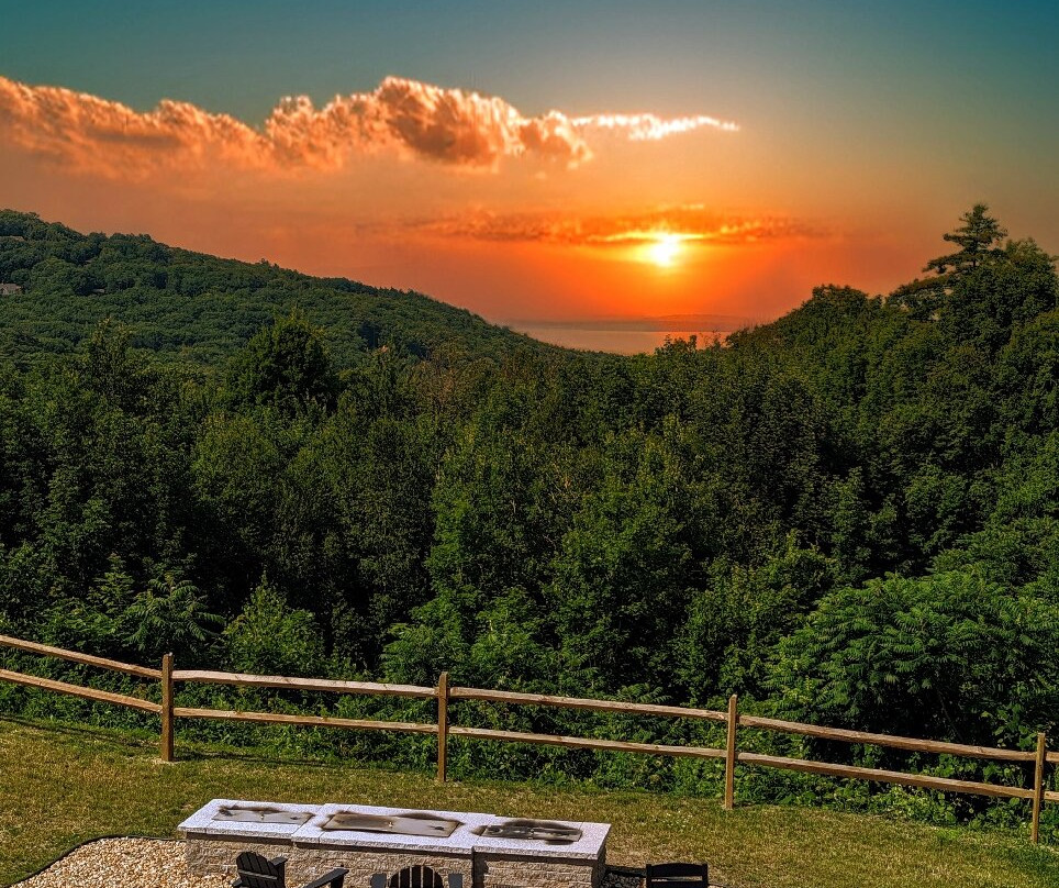 枪托酒店&健身中心主图