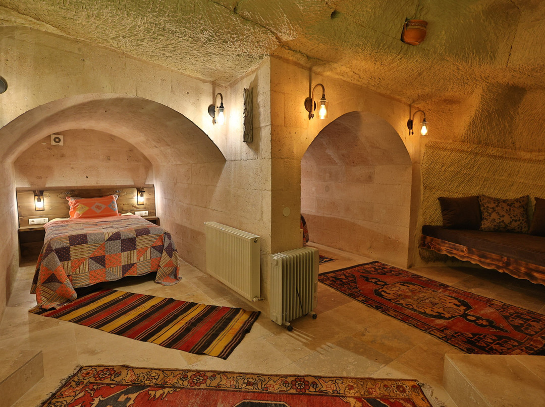 Demisos Caves The Hotel主图