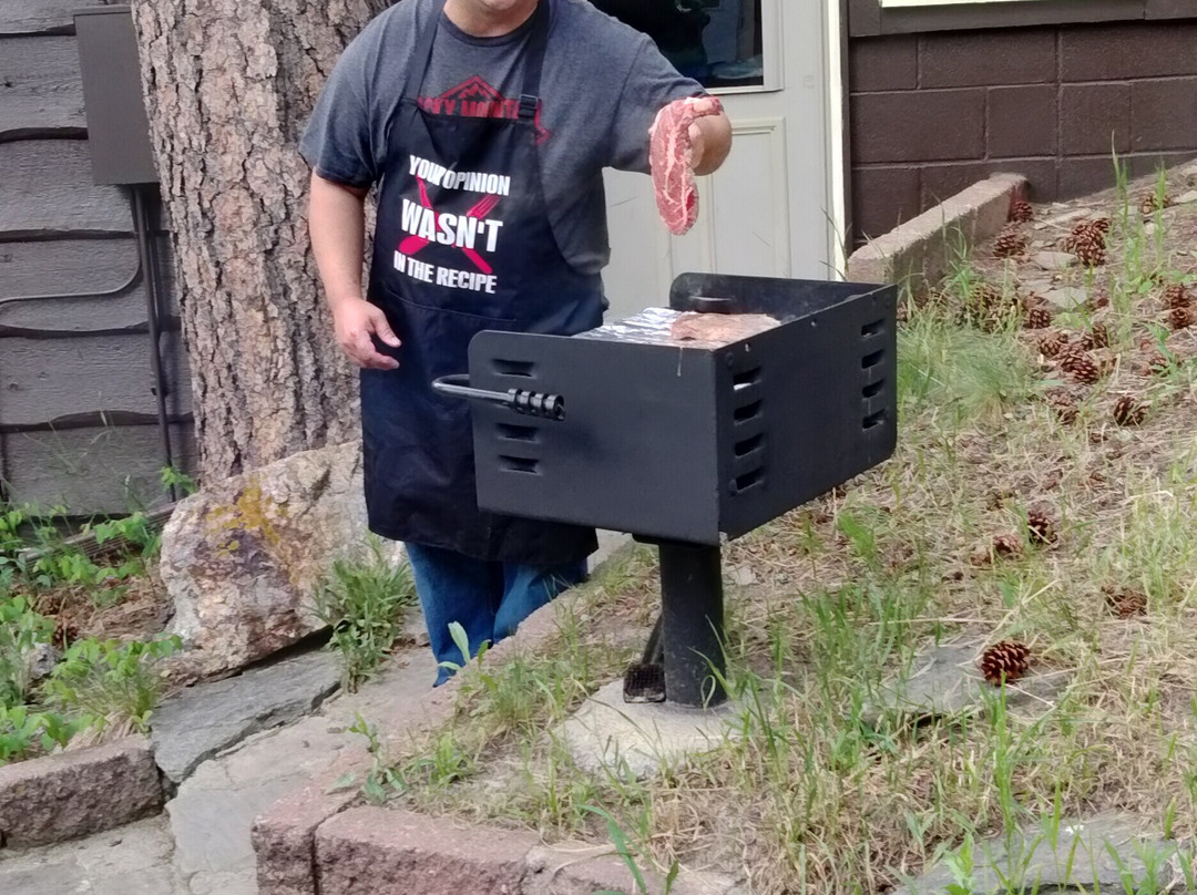 Calamity Peak Lodge主图