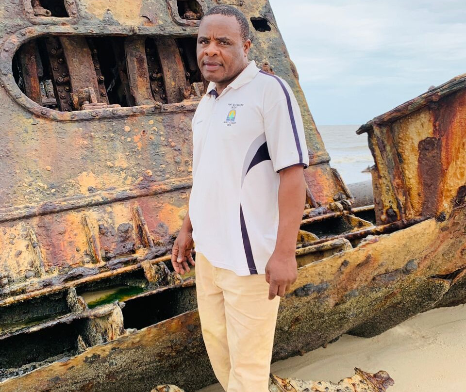 Macuti Lighthouse and Shipwreck-贝拉必去景点