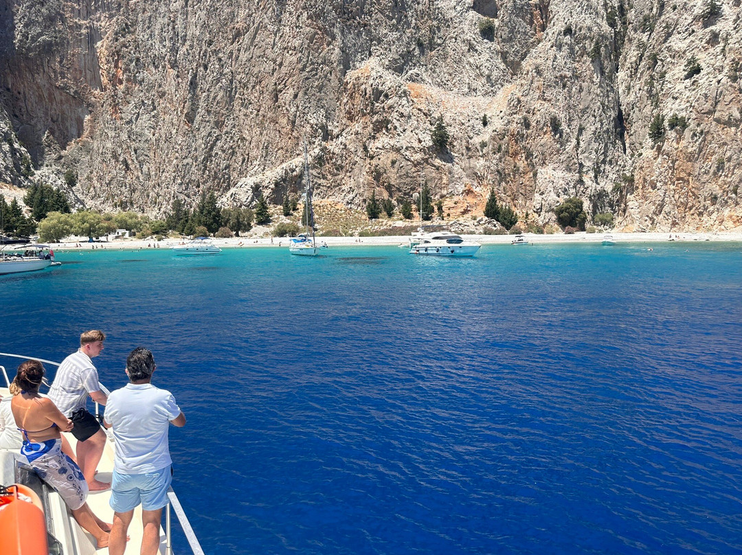 Agios Georgios Dysalona Beach-Symi必去景点