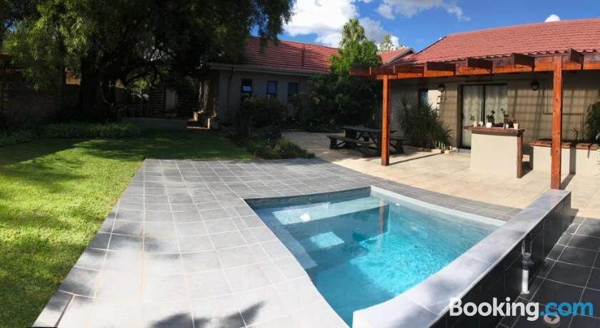 28 La Rochelle主图