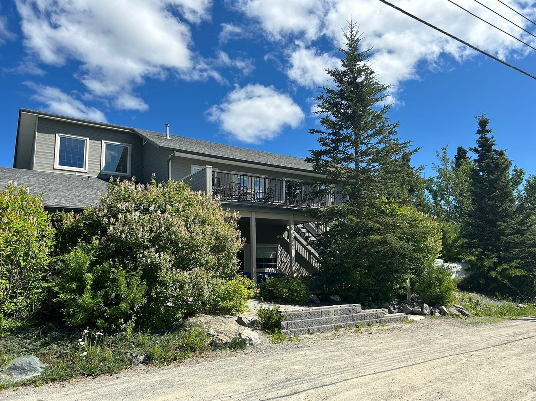 Raven's Rest Inn主图