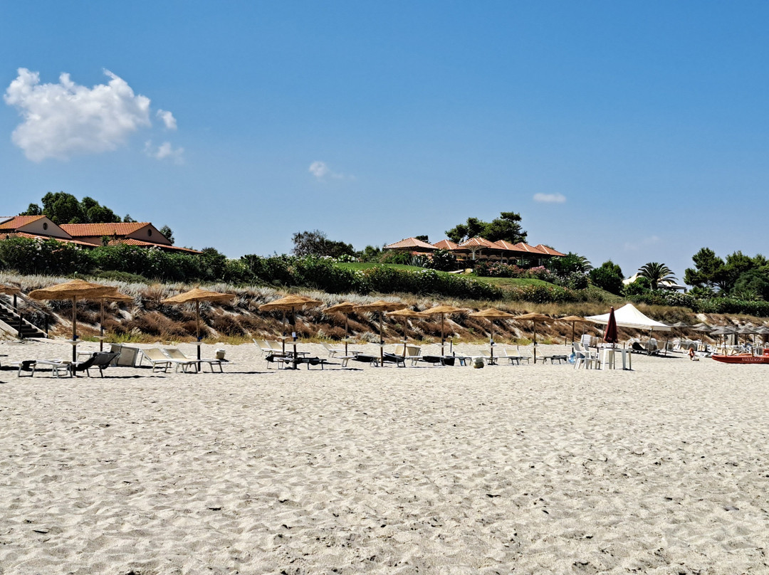 Calalandrusa Beach Resort主图