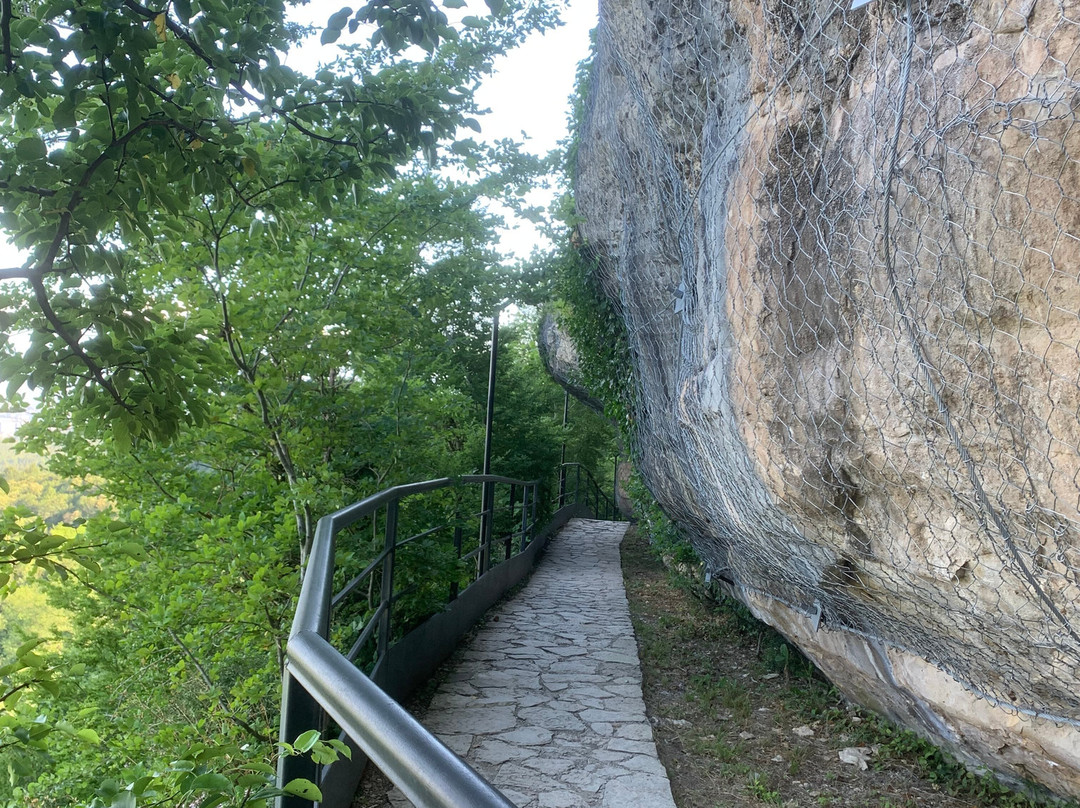 Sataplia Cave and Nature Reserve景点图片