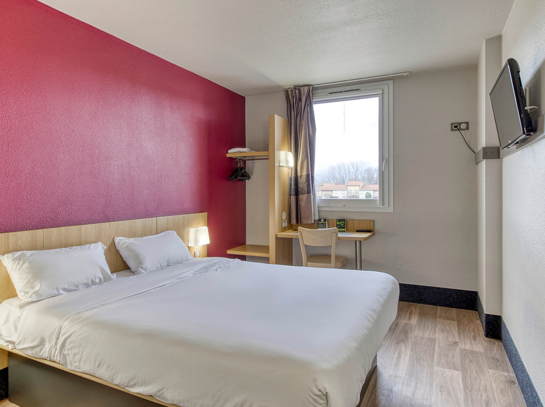 B&B HOTEL Clermont-Ferrand Gerzat主图