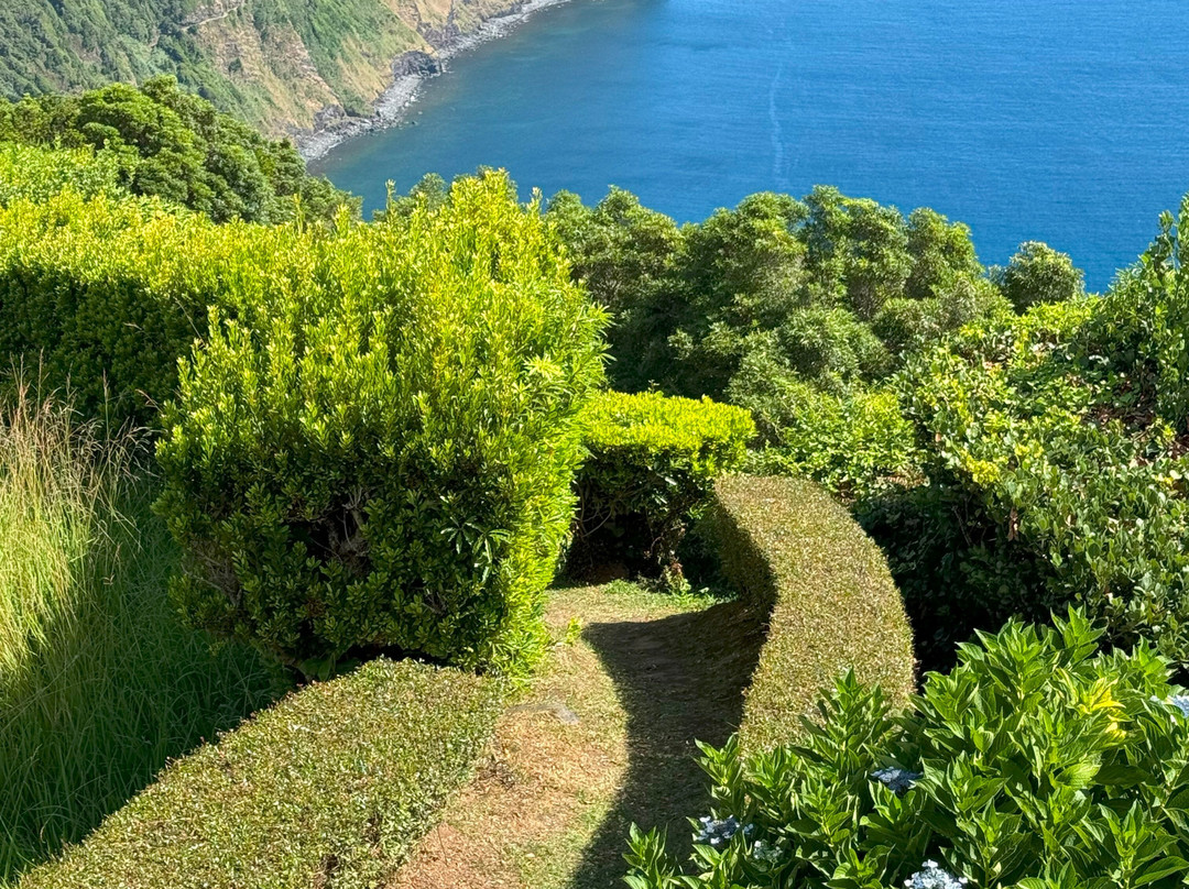 Miradouro da Ponta da Madrugada-Nordeste必去景点