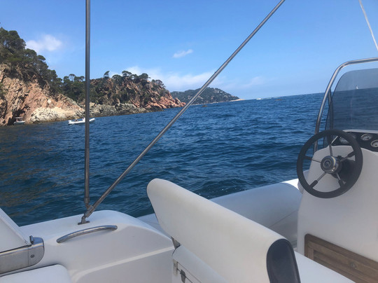 Mambo Boats-Palamos必去景点