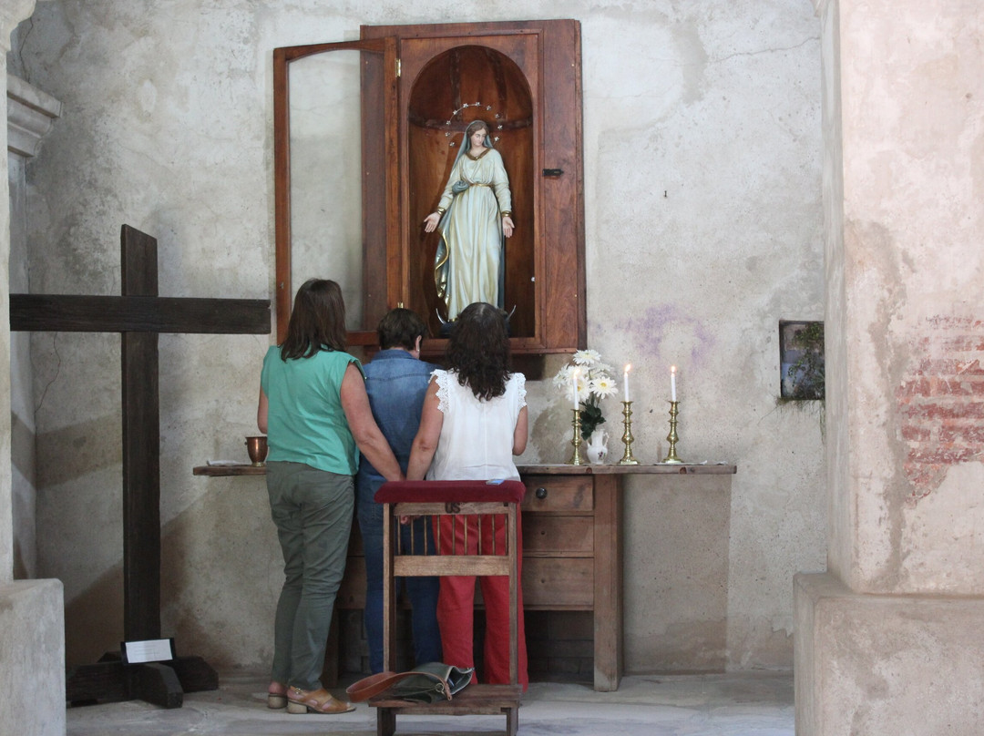 Estancia y Capilla de Narbona-Carmelo必去景点