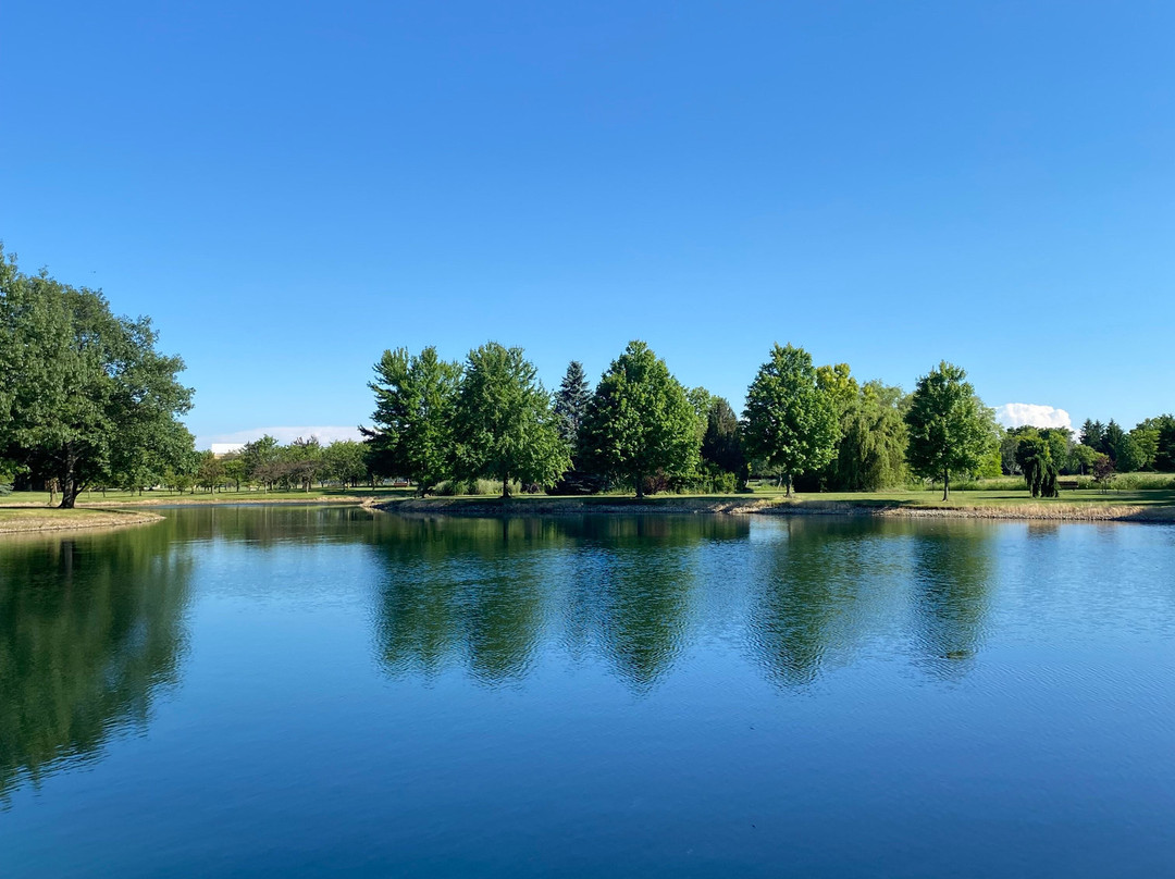 James H. McBride Arboretum-Huron必去景点