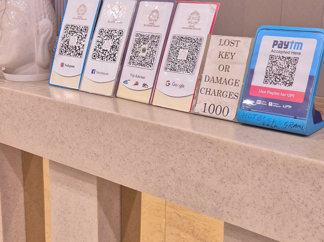 Hotel SKS Grand Palace主图