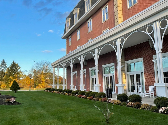 Saratoga Casino Hotel主图