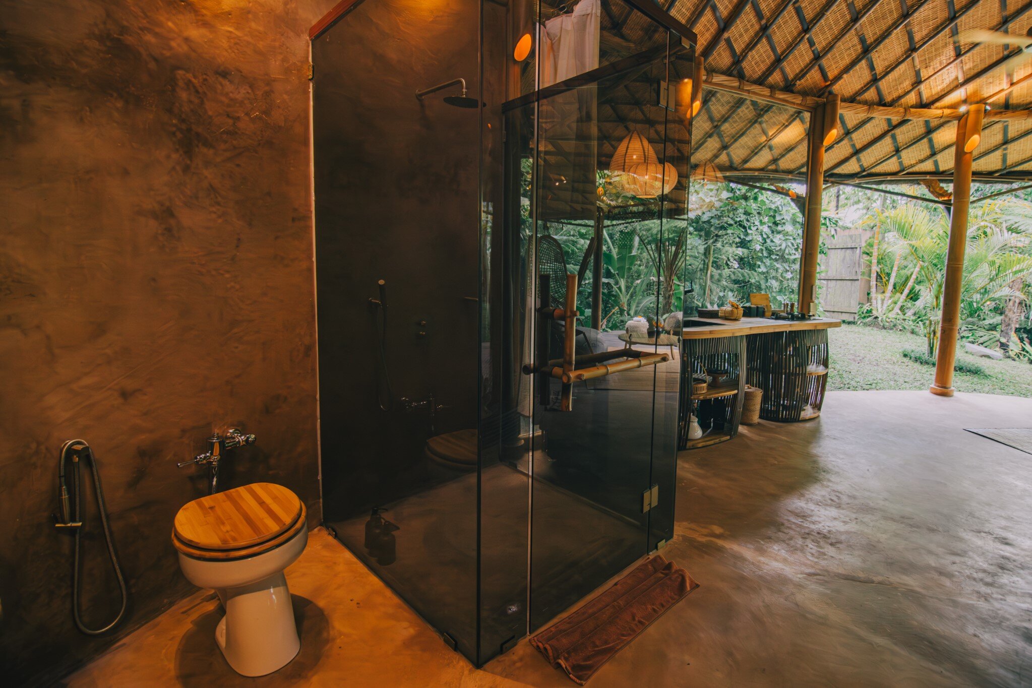 巴厘岛隐居生态竹屋-浴室