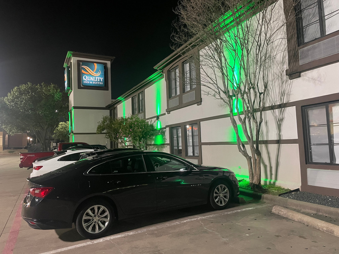 Quality Inn & Suites DFW Airport South主图